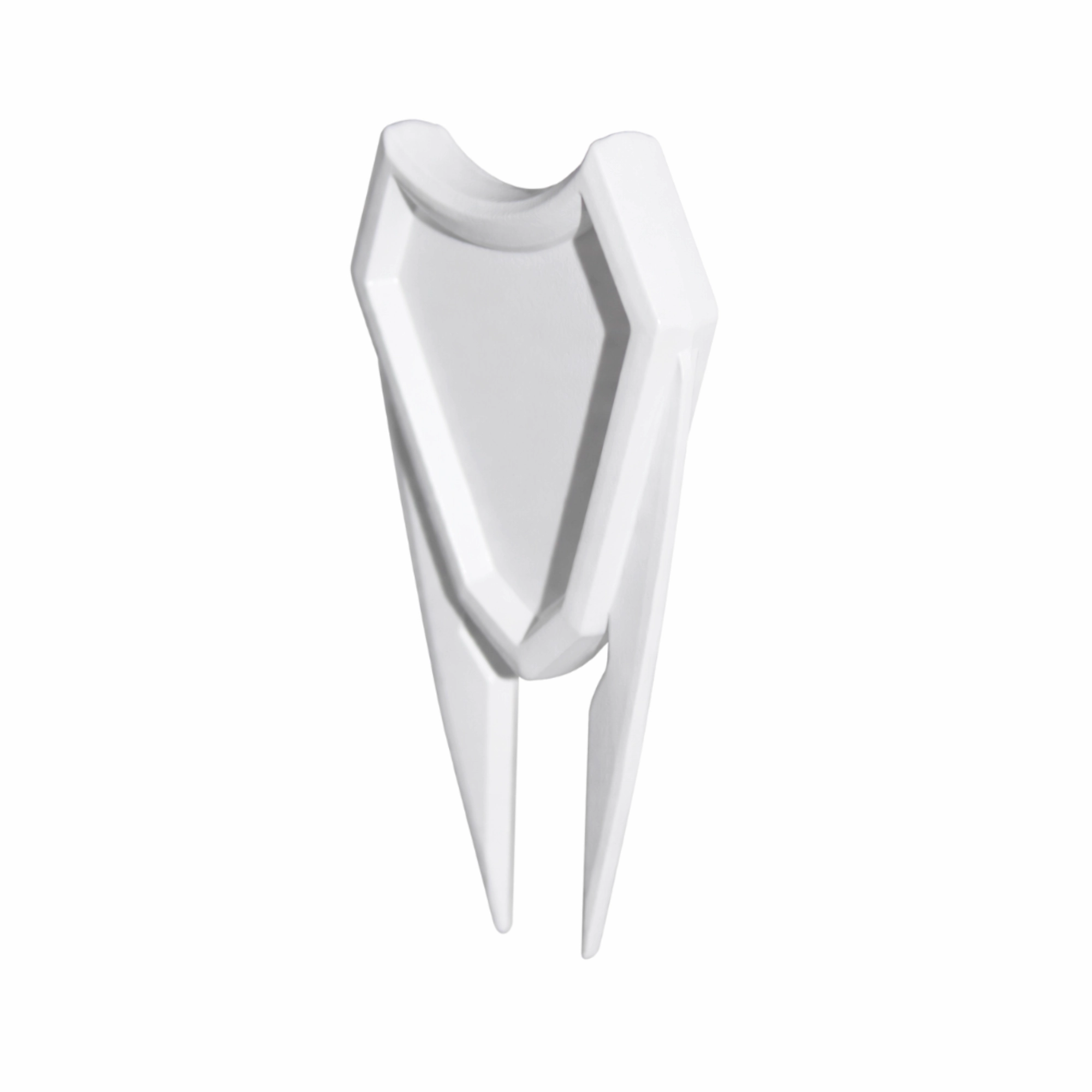 Second angled view of Birdie Chaser white divot repair tool