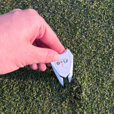 Birdie Chaser White Golf Divot Repair Tool with Ball Marker - Gurdy GOLF Logo